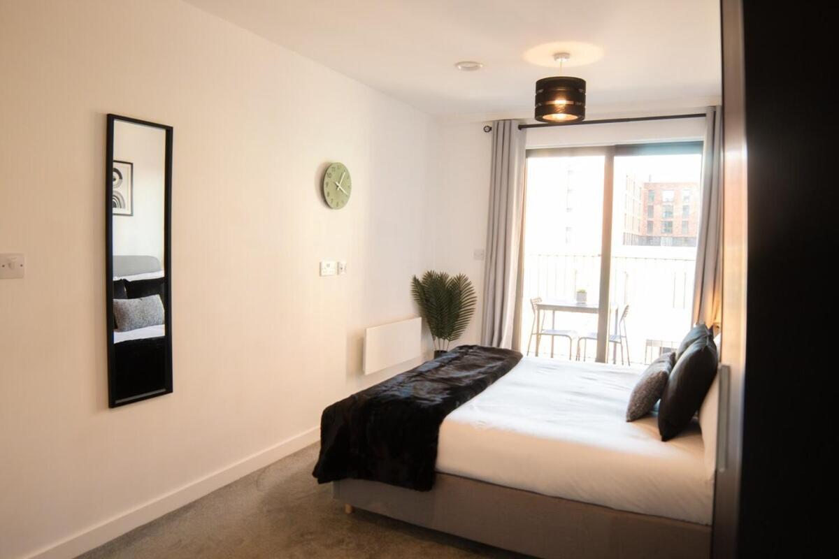 Luxury Mcr 2Bed,2Bath Apartment- Central Location! Manchester Buitenkant foto