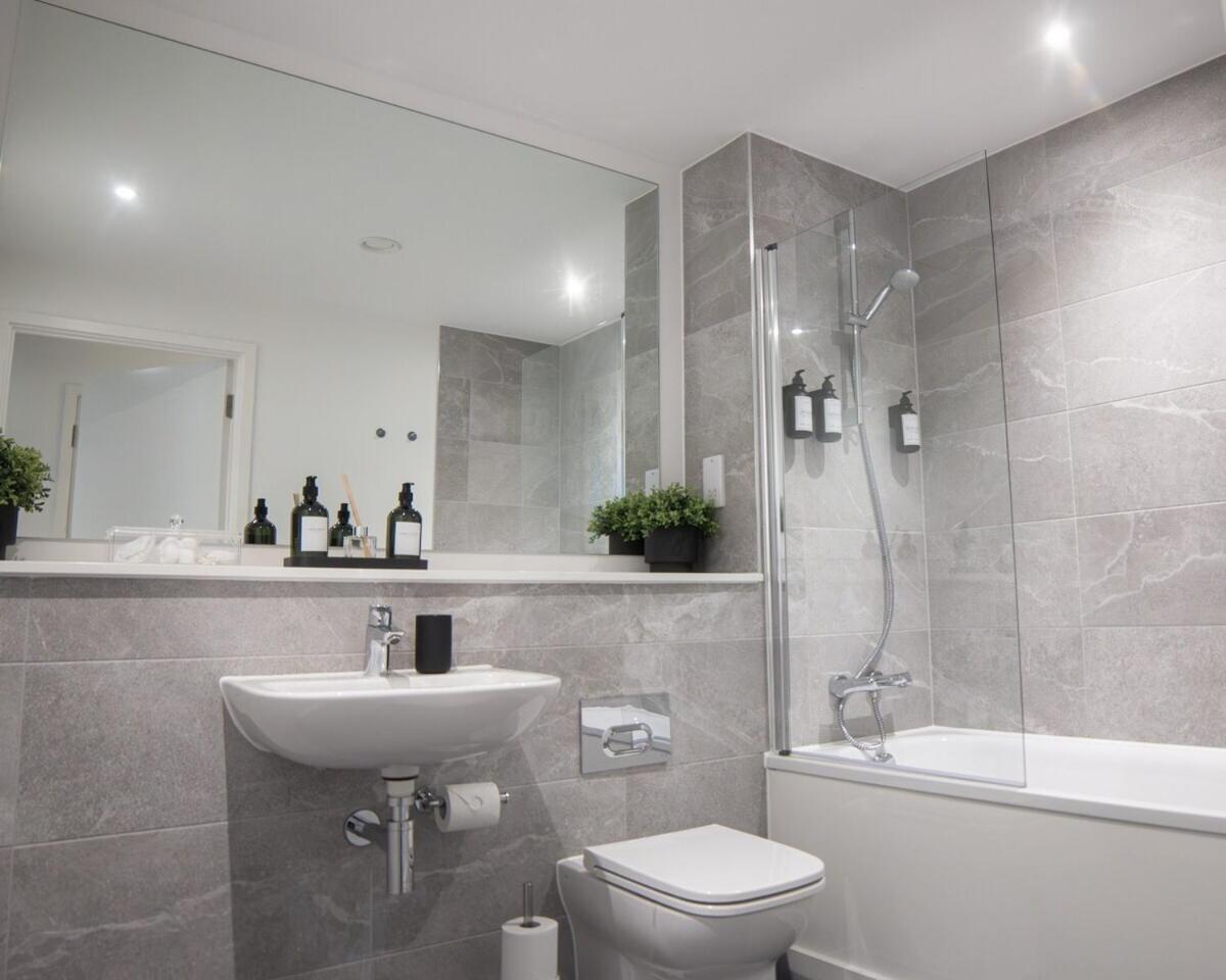 Luxury Mcr 2Bed,2Bath Apartment- Central Location! Manchester Buitenkant foto
